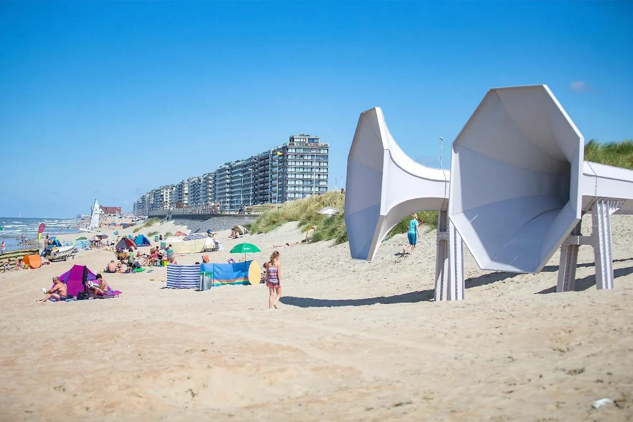 Holiday Suites Westende - מידלקרק 0*,  בלגיה