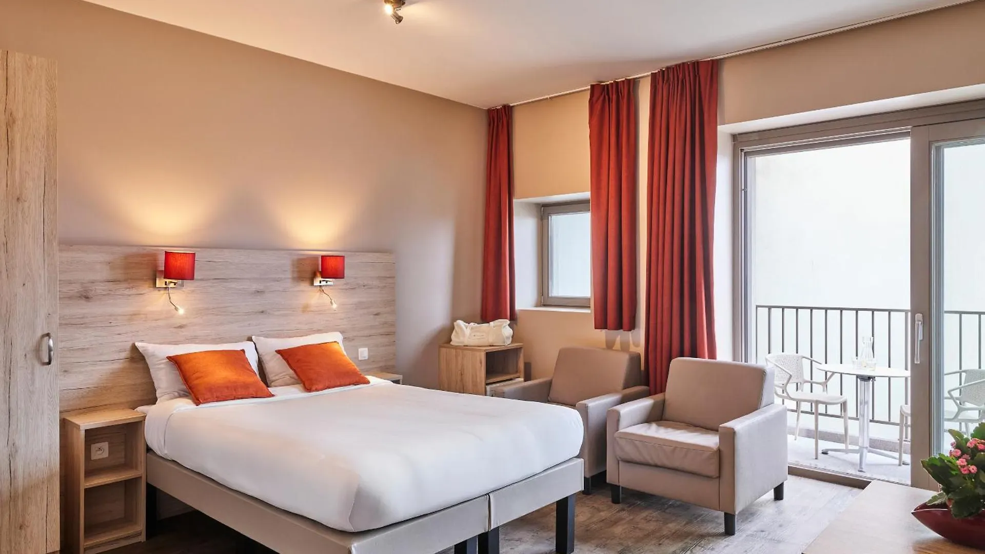 Holiday Suites Westende - מידלקרק