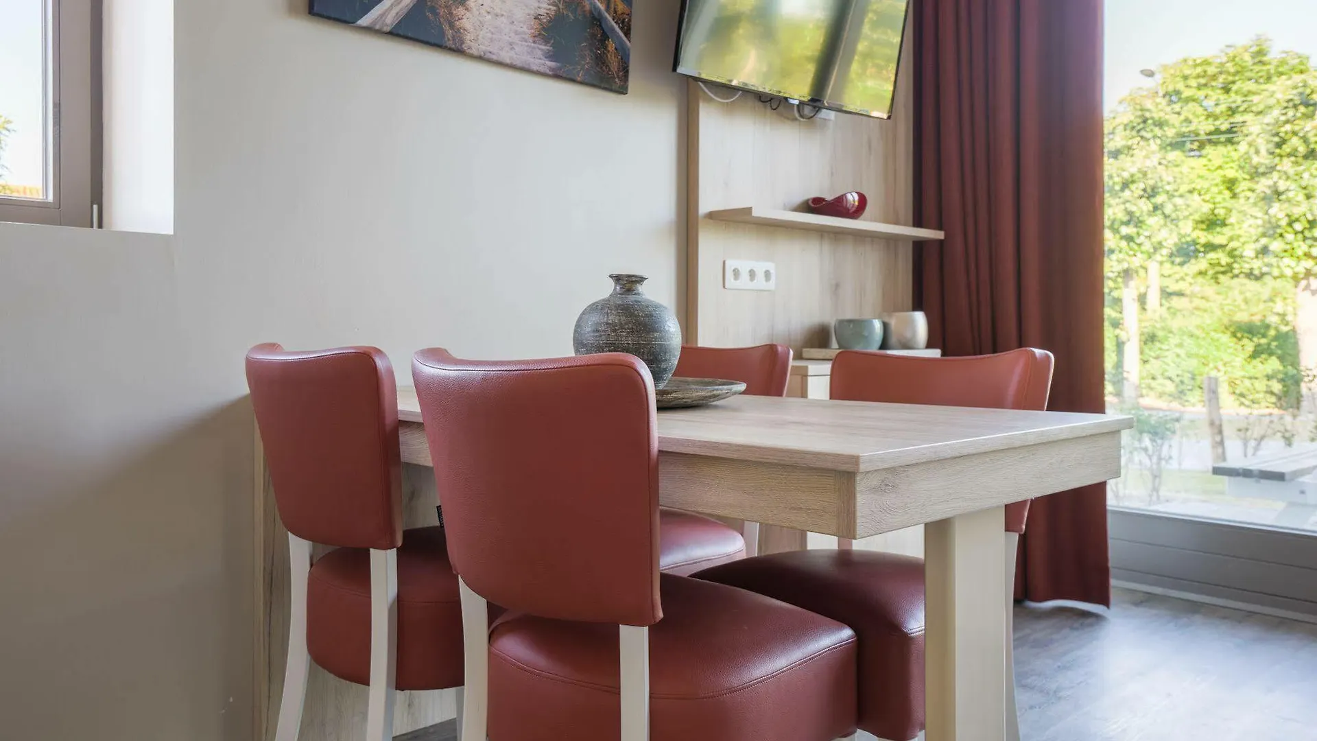 Holiday Suites Westende - מידלקרק בלגיה